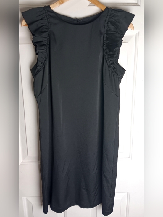 Ann Taylor Dresses & Skirts - Ann Taylor Black Sleeveless Midi Dress with Ruffle Shoulders